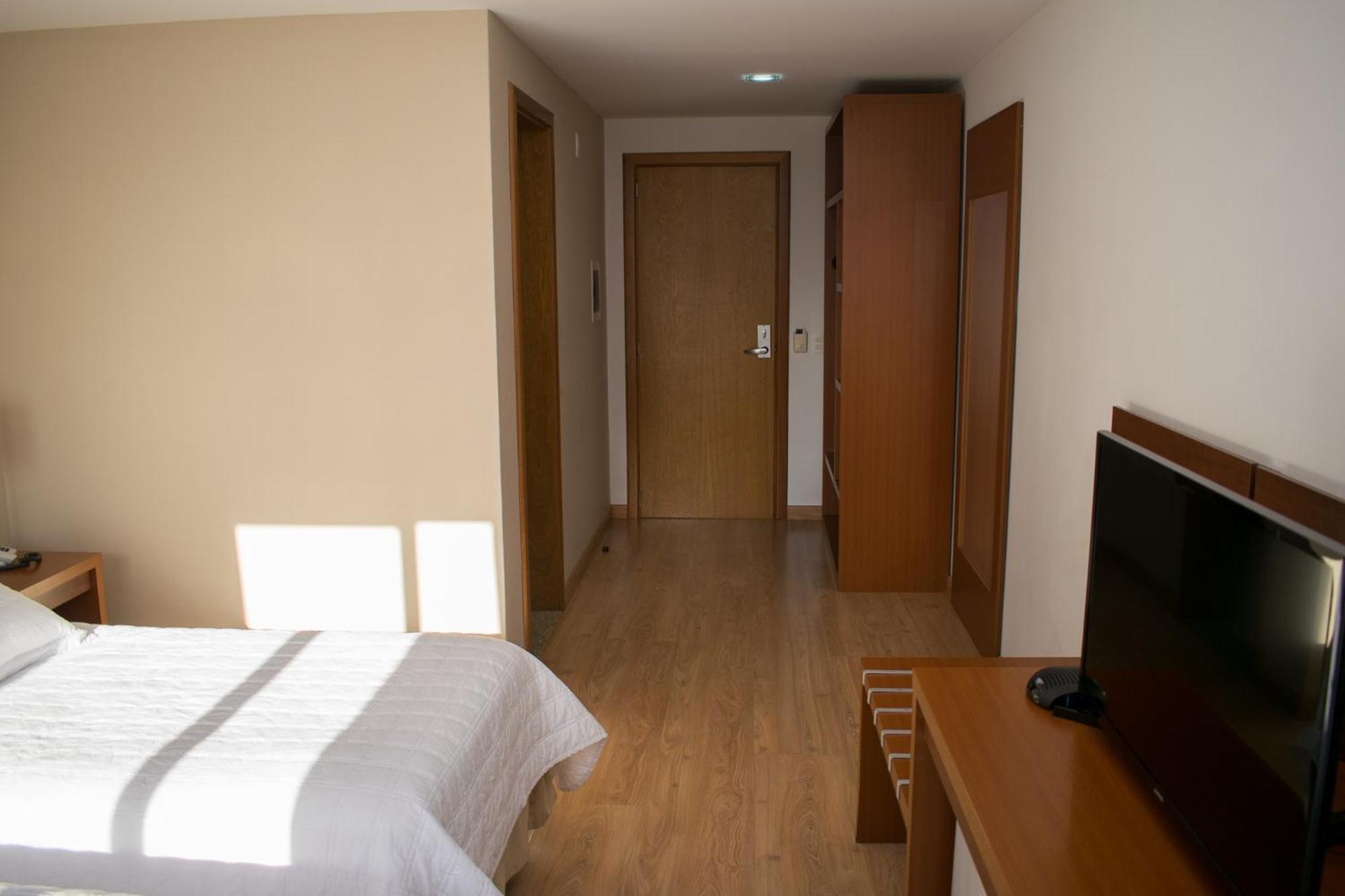 Hotel Jacques Georges Tower à Pelotas Extérieur photo