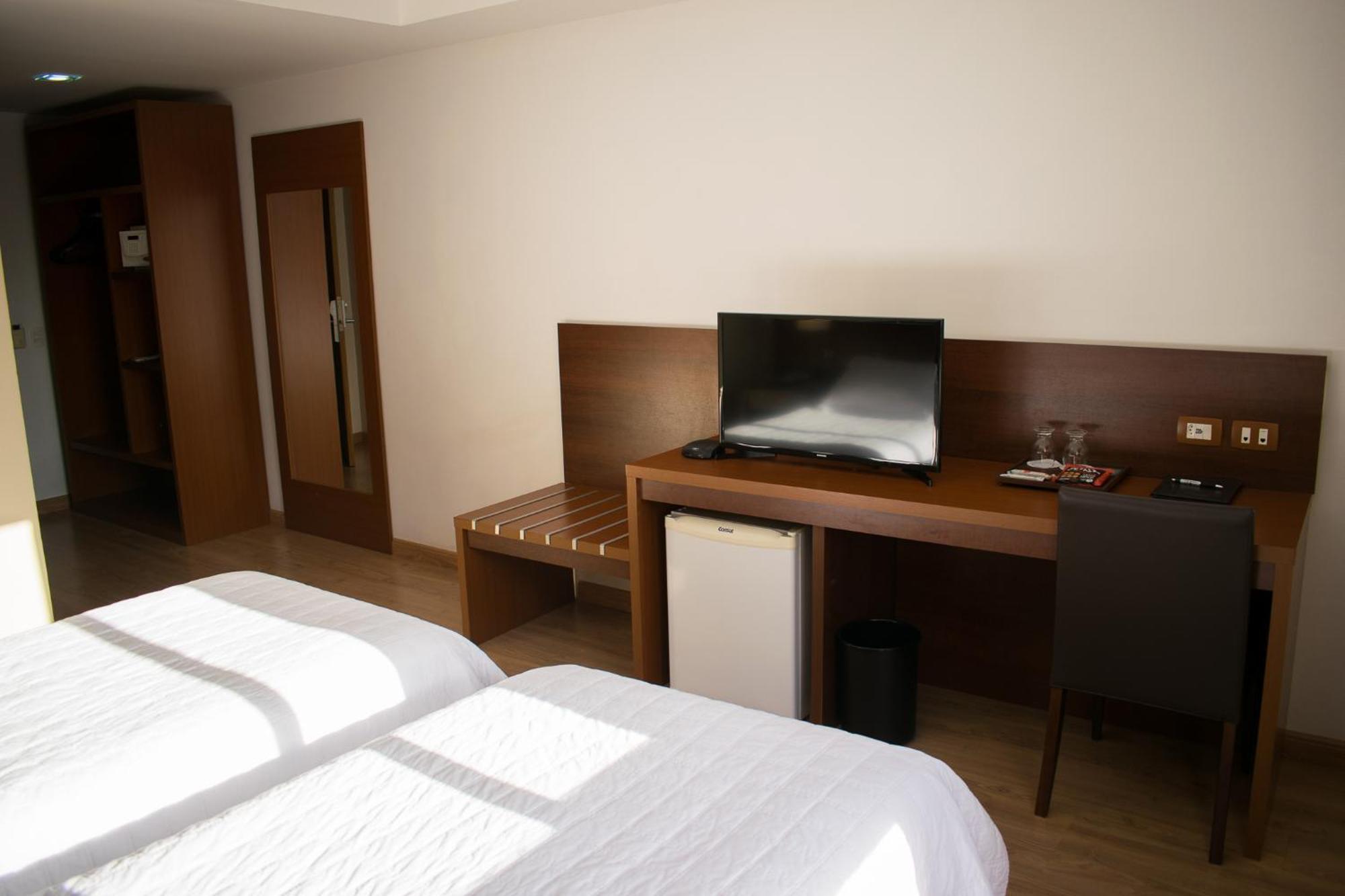 Hotel Jacques Georges Tower à Pelotas Extérieur photo