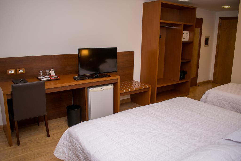 Hotel Jacques Georges Tower à Pelotas Extérieur photo