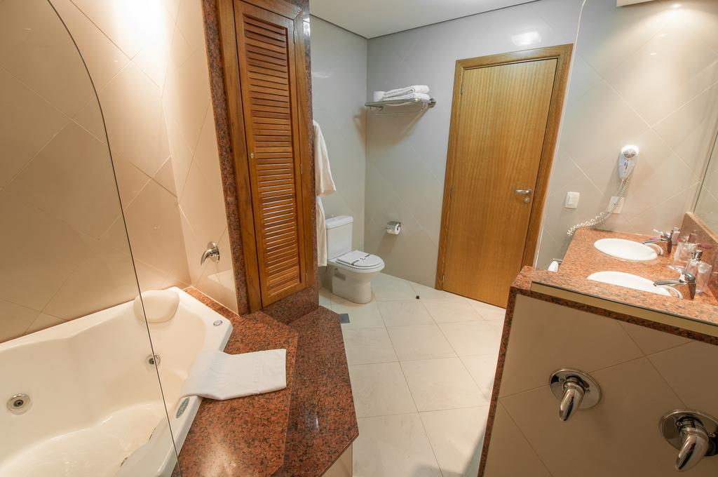 Hotel Jacques Georges Tower à Pelotas Extérieur photo