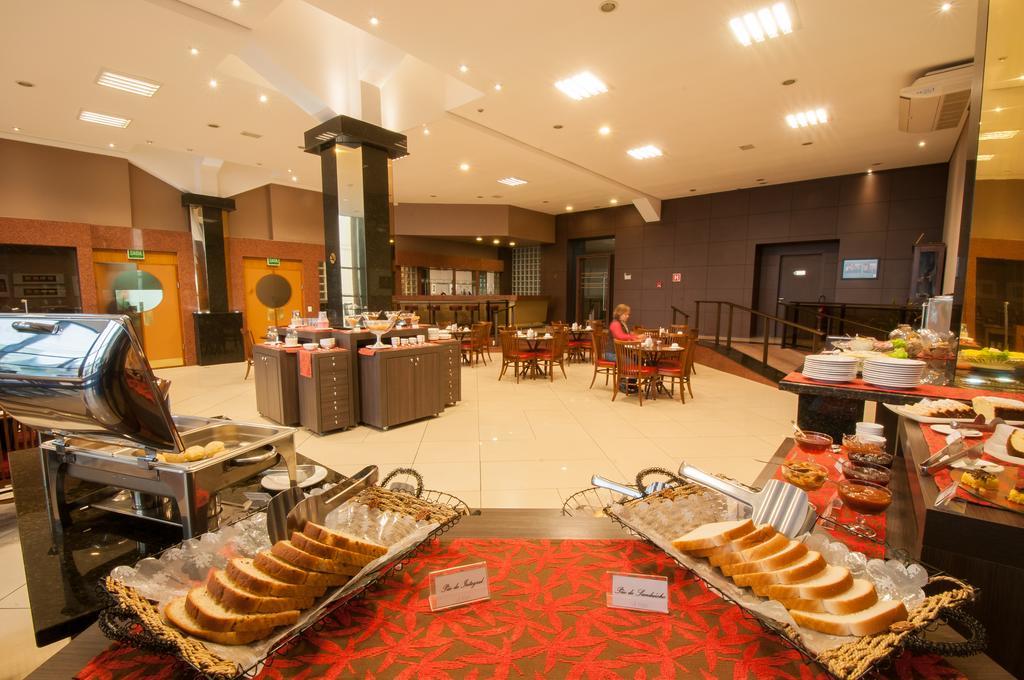 Hotel Jacques Georges Tower à Pelotas Extérieur photo