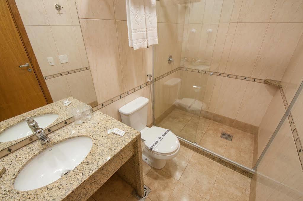 Hotel Jacques Georges Tower à Pelotas Extérieur photo